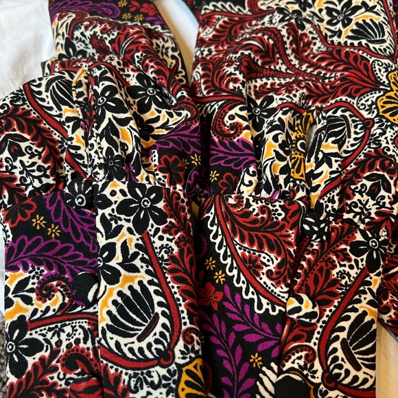 NWT Chico’s Maroon Pattern Long-sleeve Dress - Picture 8 of 8